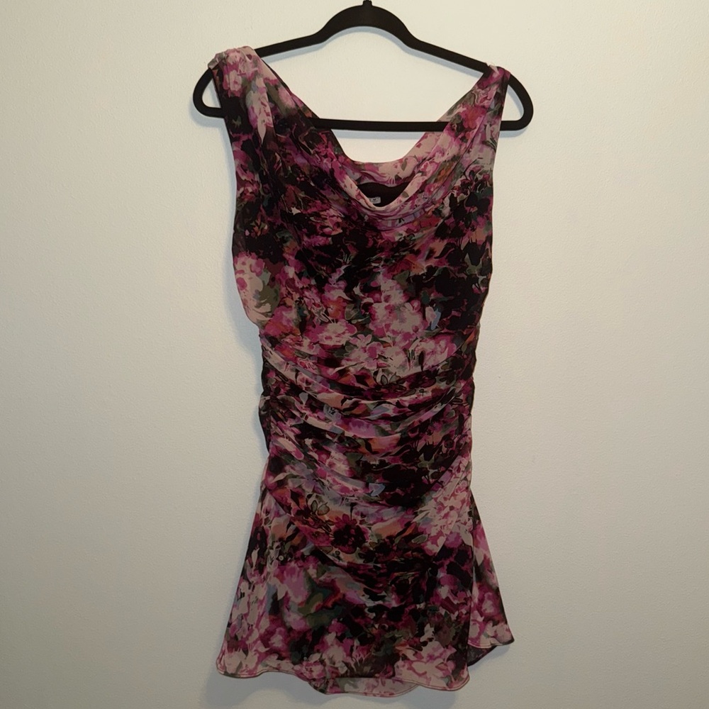 Abercrombie & Fitch Pink and Black Floral Mini Dress Size Medium - Picture 6 of 12